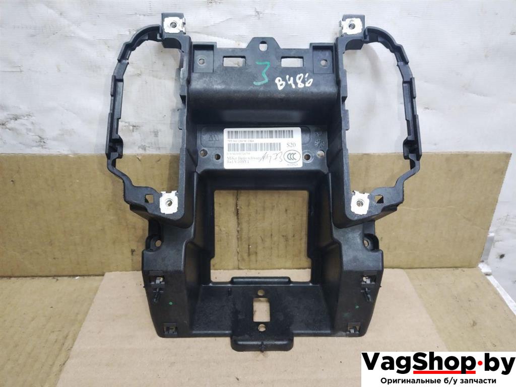 кронштейн (крепление) Porsche Cayenne 958 2012, 3.6 л., FSI, M 55.02, бензин, АКПП, черный, внедорожник 5 дв., полный привод, 7P5863239MDK4 - фото №1