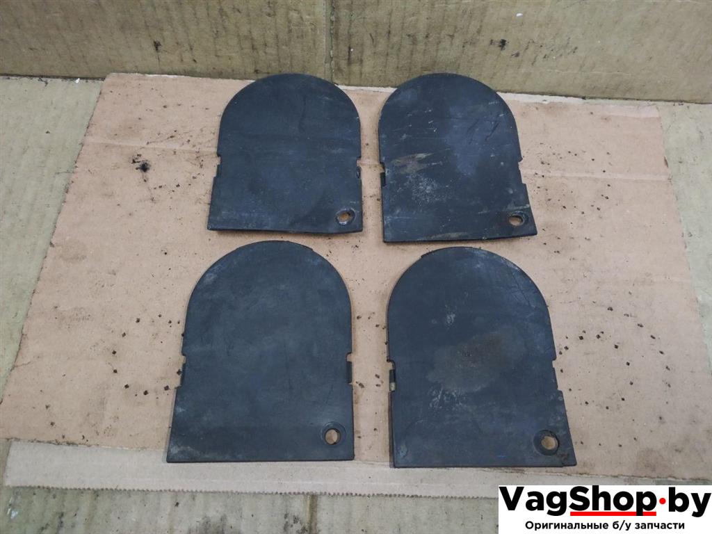 защита днища Porsche Cayenne 958 2012, 3.6 л., FSI, M 55.02, бензин, АКПП, черный, внедорожник 5 дв., полный привод, 7P0825271B - фото №1