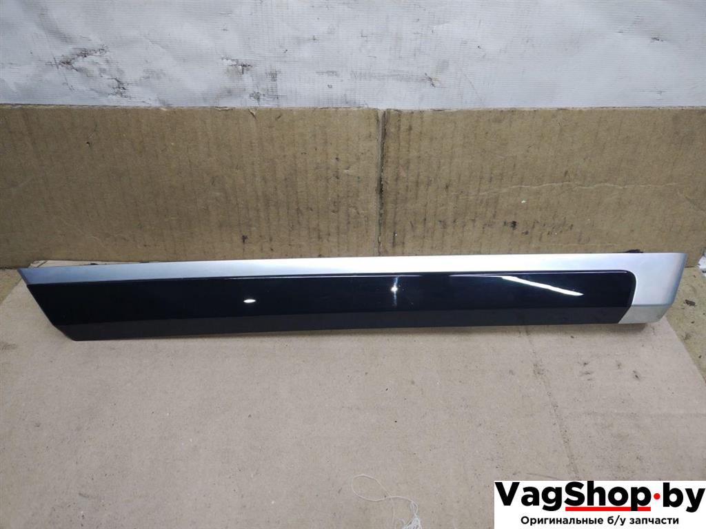 молдинг двери передней правой Porsche Cayenne 958 2012, 3.6 л., FSI, M 55.02, бензин, АКПП, черный, внедорожник 5 дв., полный привод, 7P5867410F6BB - фото №1