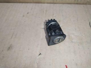 личинка дверного замка Audi A6 Allroad Quattro C6 [рестайлинг] 2010, 3.0 л., TDi, CDY, дизель, АКПП, серебро, универсал, полный привод, 4F0837063A