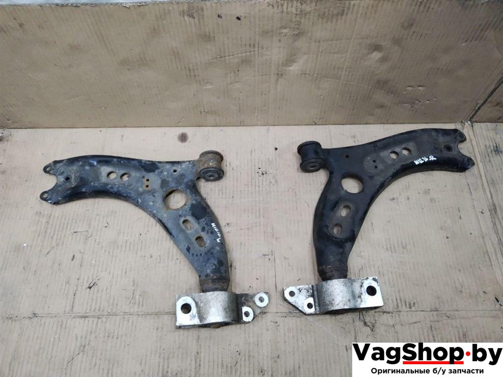 рычаг передний Volkswagen Golf Plus 2 поколение 2010, 1.6 л., TDi, CAY, дизель, МКПП, черный, хетчбэк 5 дв., передний привод - фото №1