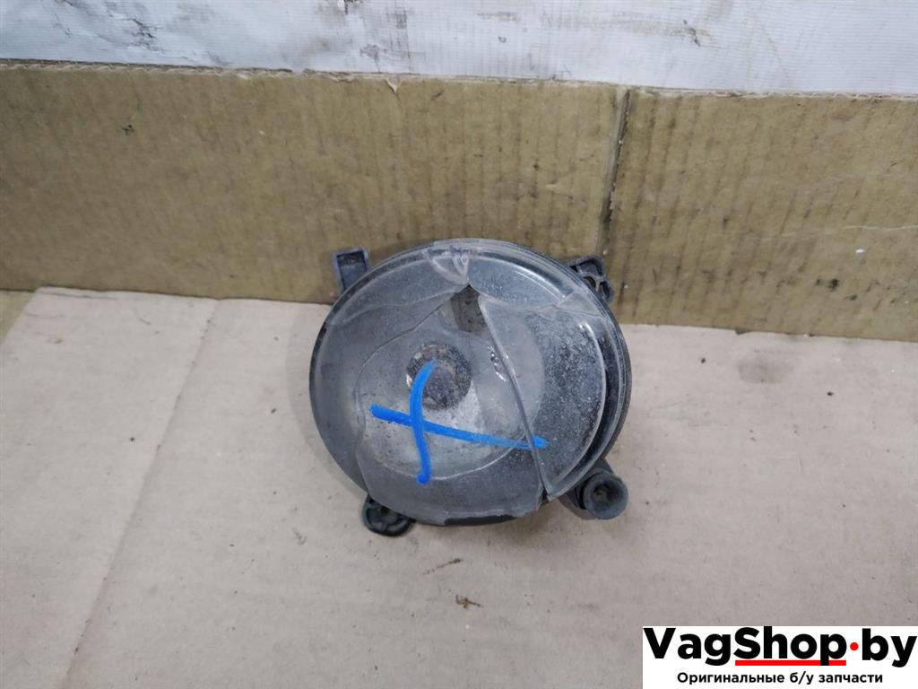 фара противотуманная правая Audi A4 B8/8K 2010, 2.7 л., TDi, CGK, дизель, МКПП, белый, седан, передний привод - фото №1