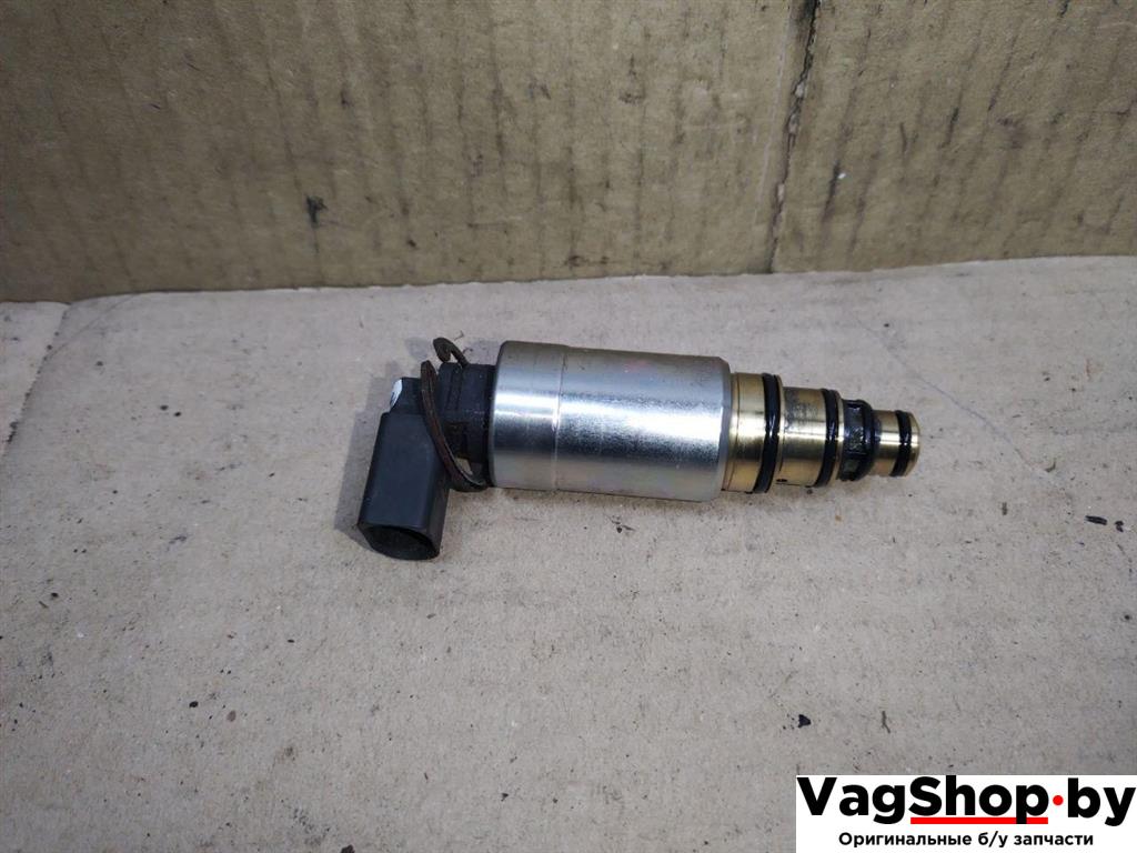 датчик кондиционера Volkswagen Passat B6 2006, 2.0 л., TFSI, BWA, бензин, МКПП, серый, универсал, передний привод - фото №1
