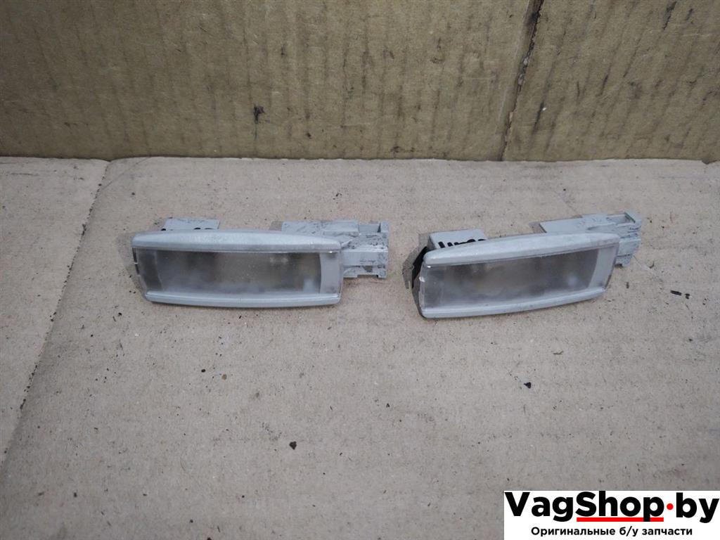 фонарь салона (плафон) Volkswagen Passat B7 2011, 2.0 л., TDi, CFF, дизель, МКПП, черный, универсал, передний привод, 1K0947109Y20 - фото №1