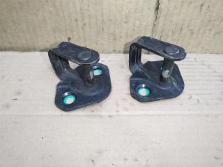 ответная часть (скоба) замка двери Volkswagen Caddy 3 поколение [рестайлинг] 2011, 2.0 л., TDi, CFH, дизель, МКПП, белый, минивэн, передний привод, 7H0843767E