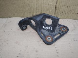 Кронштейн крепления троса КПП Volkswagen Caddy 3 поколение [рестайлинг] 2011, 2.0 л., TDi, CFH, дизель, МКПП, белый, минивэн, передний привод, 1K0711789J