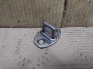 ответная часть (скоба) замка двери Volkswagen Caddy 3 поколение [рестайлинг] 2011, 2.0 л., TDi, CFH, дизель, МКПП, белый, минивэн, передний привод, 8Z0837033A