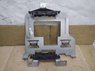 кронштейн (крепление) Volkswagen Caddy 3 поколение [рестайлинг] 2011, 2.0 л., TDi, CFH, дизель, МКПП, белый, минивэн, передний привод, 1T0906216L