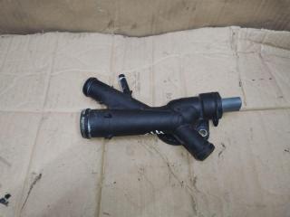 фланец (тройник) системы охлаждения Volkswagen Caddy 3 поколение [рестайлинг] 2011, 2.0 л., TDi, CFH, дизель, МКПП, белый, минивэн, передний привод, 03L121131AA