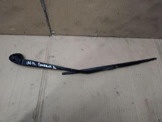 щеткодержатель задний Volkswagen Caddy 3 поколение [рестайлинг] 2011, 2.0 л., TDi, CFH, дизель, МКПП, белый, минивэн, передний привод, 2K0955708B