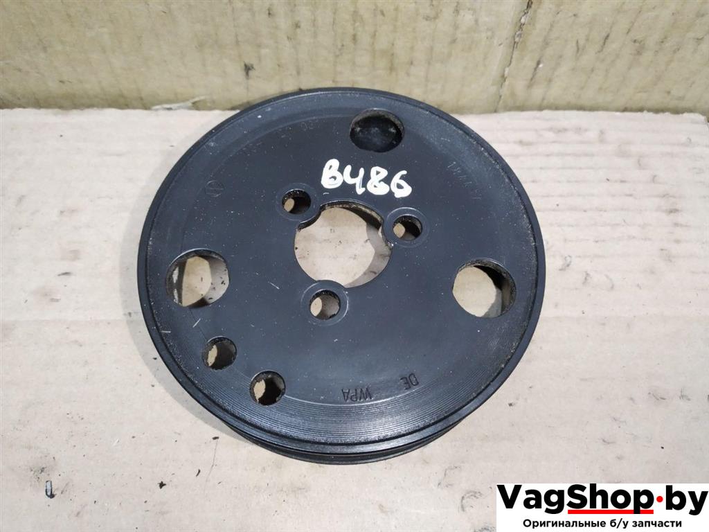 шкив помпы Porsche Cayenne 958 2012, 3.6 л., FSI, M 55.02, бензин, АКПП, черный, внедорожник 5 дв., полный привод, 03H121031 - фото №1