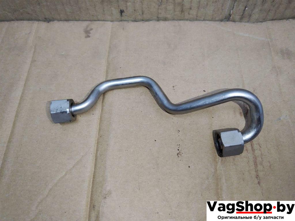 трубка топливная Porsche Cayenne 958 2012, 3.6 л., FSI, M 55.02, бензин, АКПП, черный, внедорожник 5 дв., полный привод, 03H133321F - фото №1