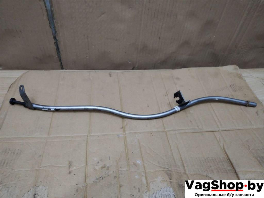 трубка масляного щупа Porsche Cayenne 958 2012, 3.6 л., FSI, M 55.02, бензин, АКПП, черный, внедорожник 5 дв., полный привод, 03H115629F, 079115418C - фото №1