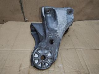 кронштейн двигателя Audi Q7 4L 2006, 3.0 л., TDi, BUG, дизель, АКПП, серебро, внедорожник 5 дв., полный привод, 7L6199308B