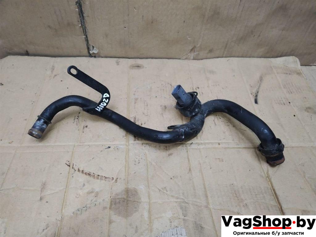 трубка охлаждающей жидкости Audi Q7 4L 2006, 3.0 л., TDi, BUG, дизель, АКПП, серебро, внедорожник 5 дв., полный привод, 059121065AK - фото №1