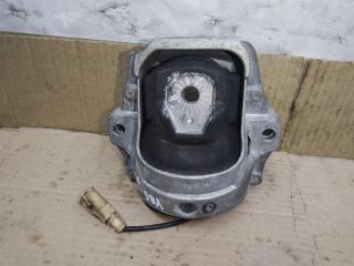 подушка крепления двигателя Audi A4 B8/8K 2011, 2.7 л., TDi, CGK, дизель, МКПП, белый, седан, передний привод, 8R0199381N