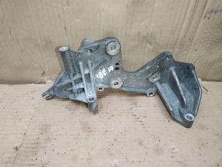 кронштейн ТНВД Audi A4 B8/8K 2011, 2.7 л., TDi, CGK, дизель, МКПП, белый, седан, передний привод, 059130147P