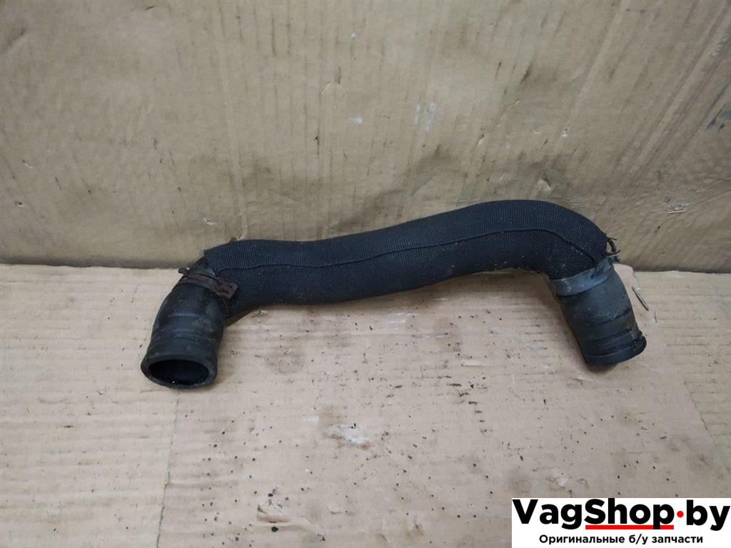 патрубок (трубопровод, шланг) Audi A4 B8/8K 2011, 2.7 л., TDi, CGK, дизель, МКПП, белый, седан, передний привод, 8K0121052C - фото №1