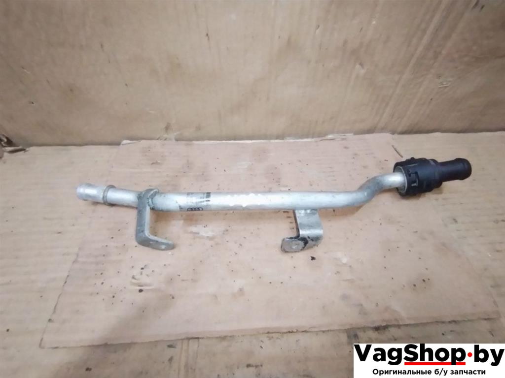 трубка охлаждающей жидкости Audi A4 B8/8K 2011, 2.7 л., TDi, CGK, дизель, МКПП, белый, седан, передний привод, 8K0819377C - фото №1