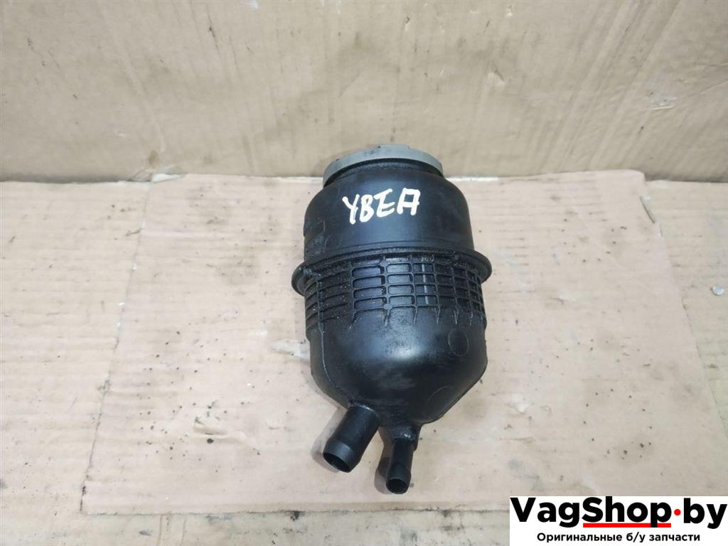 бачок гидроусилителя Audi A4 B8/8K 2011, 2.7 л., TDi, CGK, дизель, МКПП, белый, седан, передний привод, 4F0422371E - фото №1