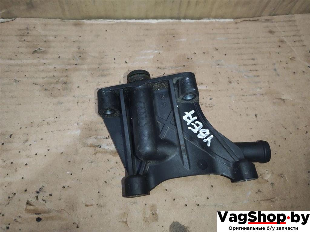 кронштейн (крепление) Audi A4 B8/8K 2011, 2.7 л., TDi, CGK, дизель, МКПП, белый, седан, передний привод, 059131425A - фото №1