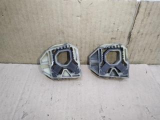 крепление кассеты радиаторов Volkswagen Passat B7 2012, 2.0 л., TDi, CFF, дизель, МКПП, черный, седан, передний привод, 1K0121367G