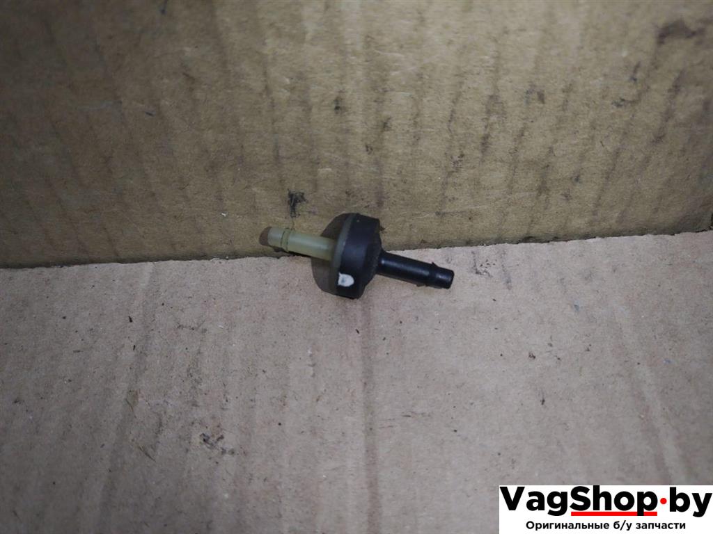 клапан вакуумного управления Audi A4 B8/8K 2011, 2.7 л., TDi, CGK, дизель, МКПП, белый, седан, передний привод, 046905291B - фото №1