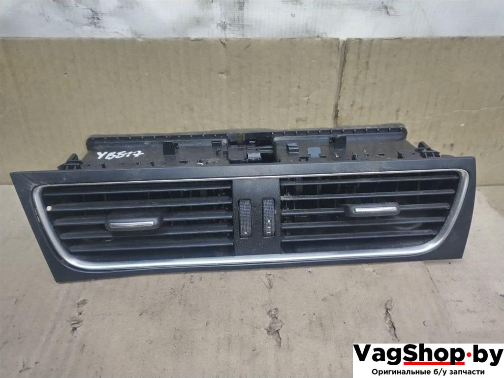 дефлектор обдува салона Audi A4 B8/8K 2011, 2.7 л., TDi, CGK, дизель, МКПП, белый, седан, передний привод, 8T1820951 - фото №1