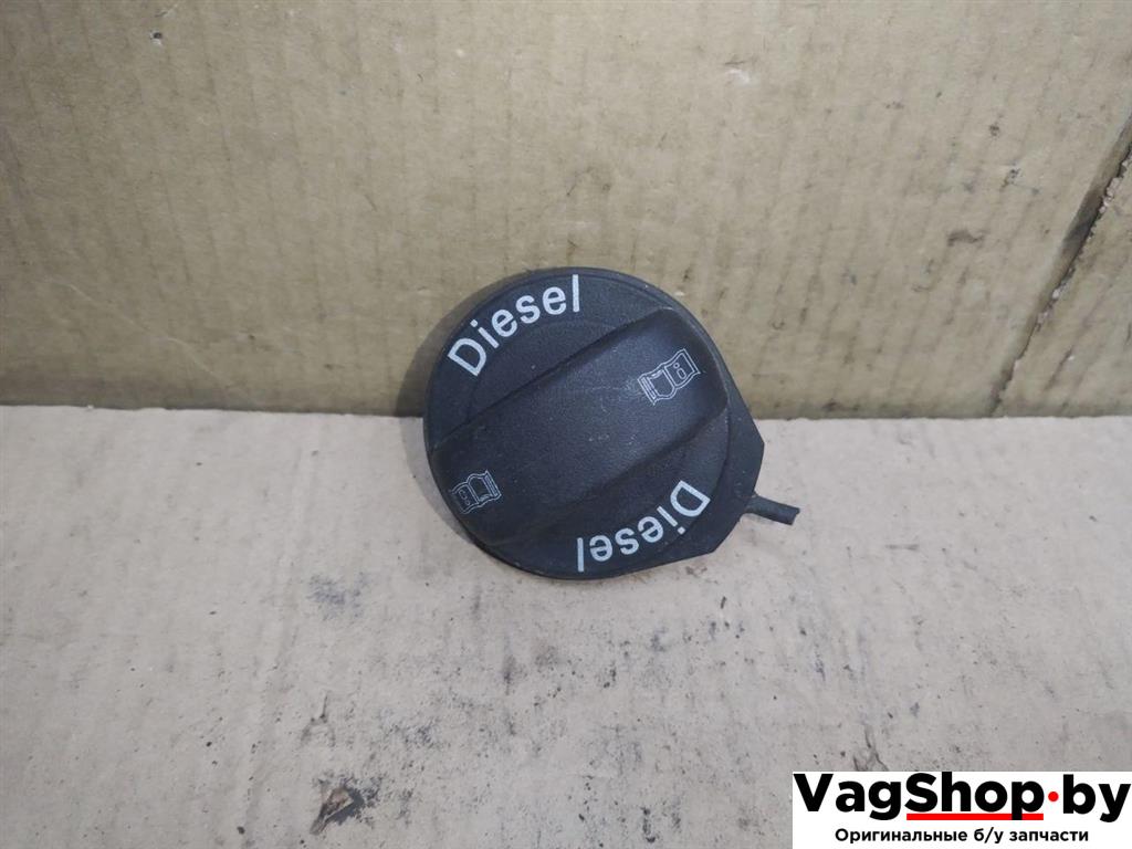 пробка топливного бака Audi A4 B8/8K 2011, 2.7 л., TDi, CGK, дизель, МКПП, белый, седан, передний привод, 3C0201553K - фото №1