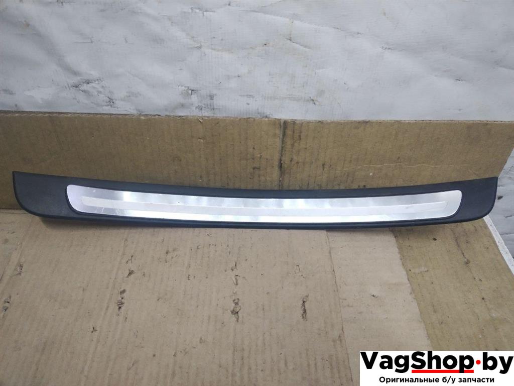 накладка на порог Audi A4 B8/8K 2011, 2.7 л., TDi, CGK, дизель, МКПП, белый, седан, передний привод, 8K0853374 - фото №1