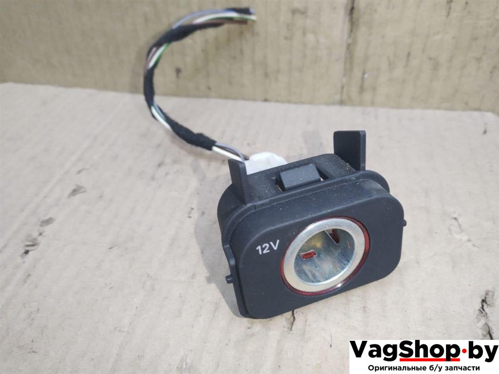 прикуриватель Audi A4 B8/8K 2011, 2.7 л., TDi, CGK, дизель, МКПП, белый, седан, передний привод, 8K0919565 - фото №1