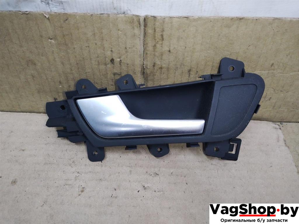 ручка внутренняя задняя левая Audi A4 B8/8K 2011, 2.7 л., TDi, CGK, дизель, МКПП, белый, седан, передний привод, 8K0839019 - фото №1