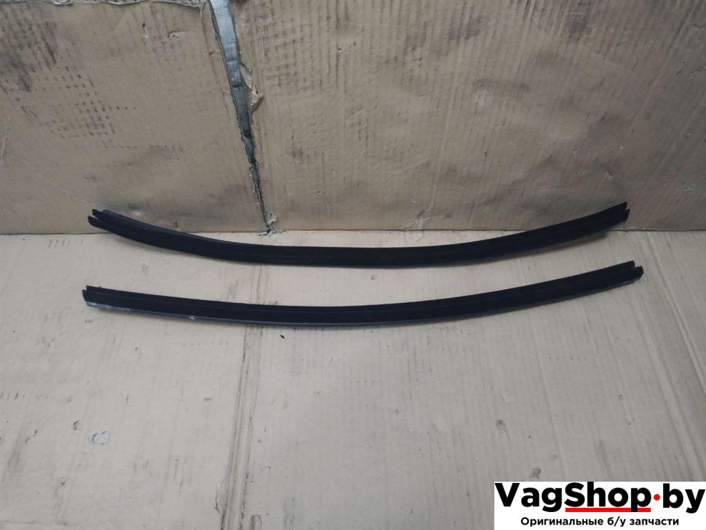 уплотнитель Audi A4 B8/8K 2011, 2.7 л., TDi, CGK, дизель, МКПП, белый, седан, передний привод, 8K0839479C, 8K0839480C - фото №1