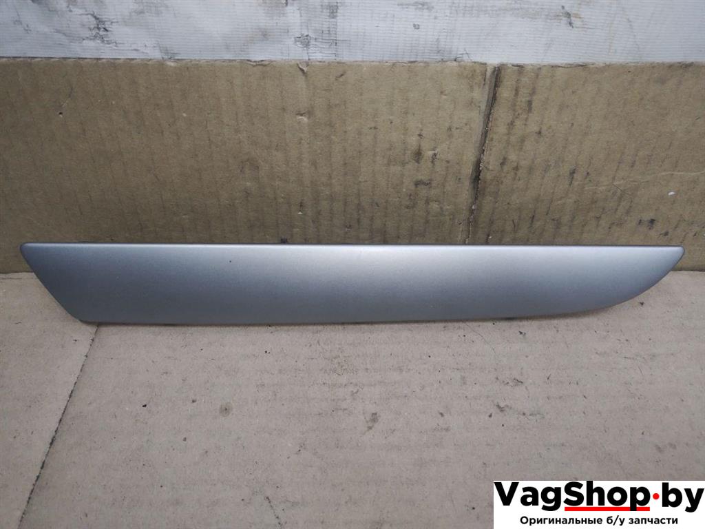 накладка на торпедо (консоль) Audi A4 B8/8K 2011, 2.7 л., TDi, CGK, дизель, МКПП, белый, седан, передний привод, 8K1853190 - фото №1