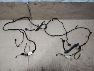 Проводка крышки багажника Volkswagen Touran 2 2013, 1.6 л., TDi, CAY, дизель, МКПП, черный, минивэн, передний привод, 1T1971147, 1T1971148