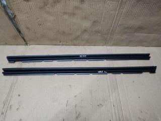 уплотнитель Volkswagen Touran 2 2013, 1.6 л., TDi, CAY, дизель, МКПП, черный, минивэн, передний привод, 1T0837471B, 1T0837472B