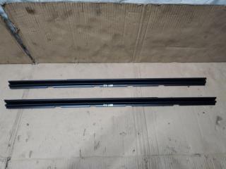 уплотнитель Volkswagen Touran 2 2013, 1.6 л., TDi, CAY, дизель, МКПП, черный, минивэн, передний привод, 1T0839471B