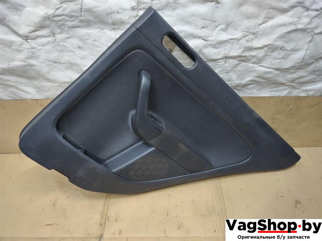 обшивка двери задняя правая Volkswagen Golf Plus 2 поколение 2010, 1.6 л., TDi, CAY, дизель, МКПП, черный, хетчбэк 5 дв., передний привод - фото №1