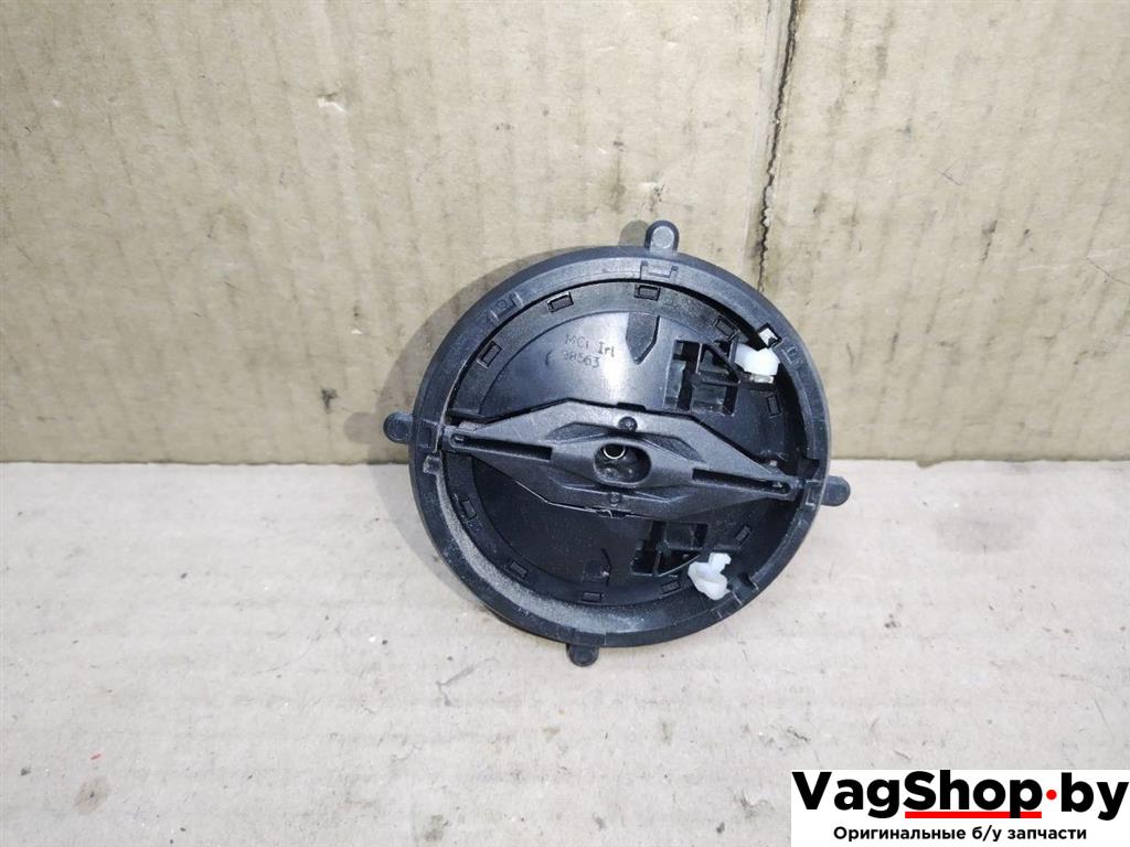 электромоторчик зеркала наружнего Volkswagen Golf Plus 2 поколение 2010, 1.6 л., TDi, CAY, дизель, МКПП, черный, хетчбэк 5 дв., передний привод - фото №1