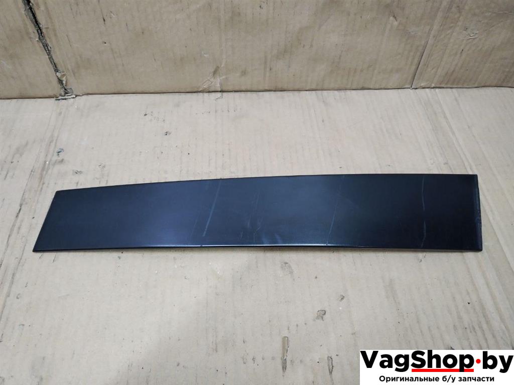 молдинг двери передней правой Volkswagen Golf Plus 2 поколение 2010, 1.6 л., TDi, CAY, дизель, МКПП, черный, хетчбэк 5 дв., передний привод, 5M083790203C - фото №1