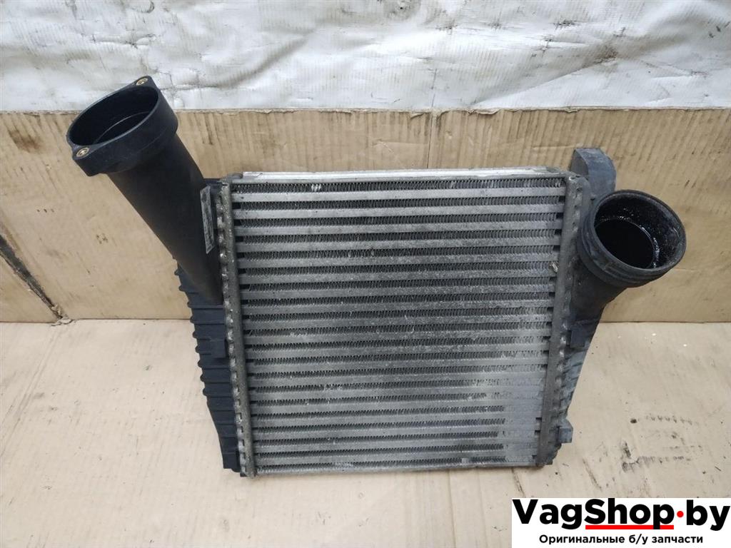 интеркулер Audi Q7 4L 2008, 3.0 л., TDi, дизель, АКПП, черный, внедорожник 5 дв., полный привод, 7L6145803C - фото №1