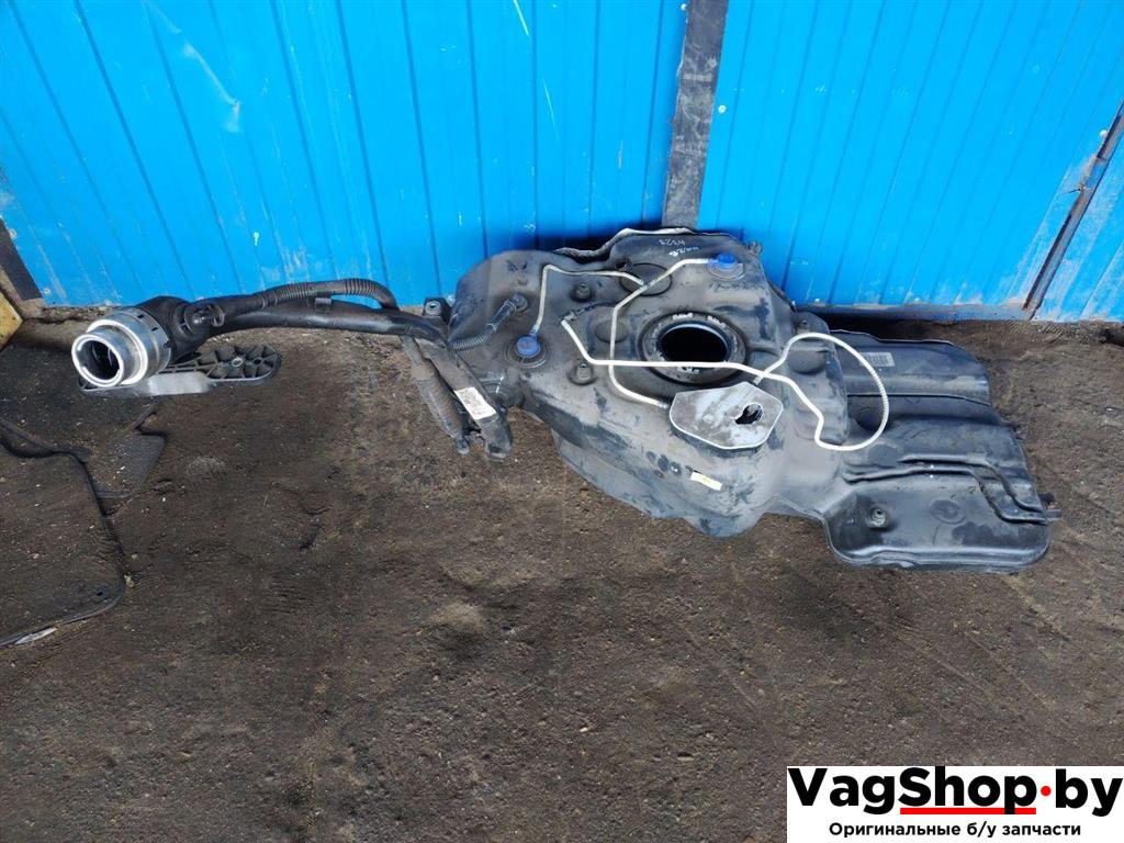 бак топливный Audi Q5 8R 2009, 2.0 л., TFSI, CDN, бензин, АКПП, черный, внедорожник 5 дв., полный привод, 8R0201021AR - фото №1