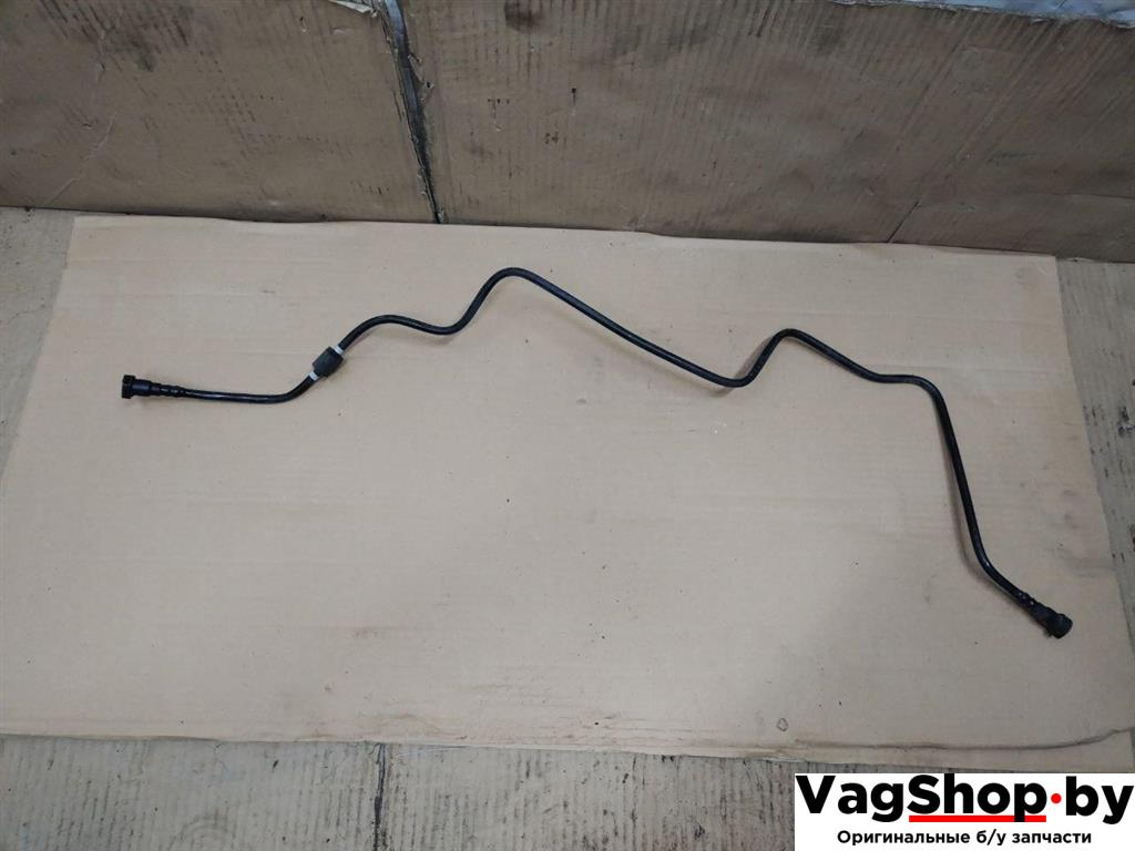 трубка топливная Audi Q5 8R 2009, 2.0 л., TFSI, CDN, бензин, АКПП, черный, внедорожник 5 дв., полный привод, 8R0201220A - фото №1