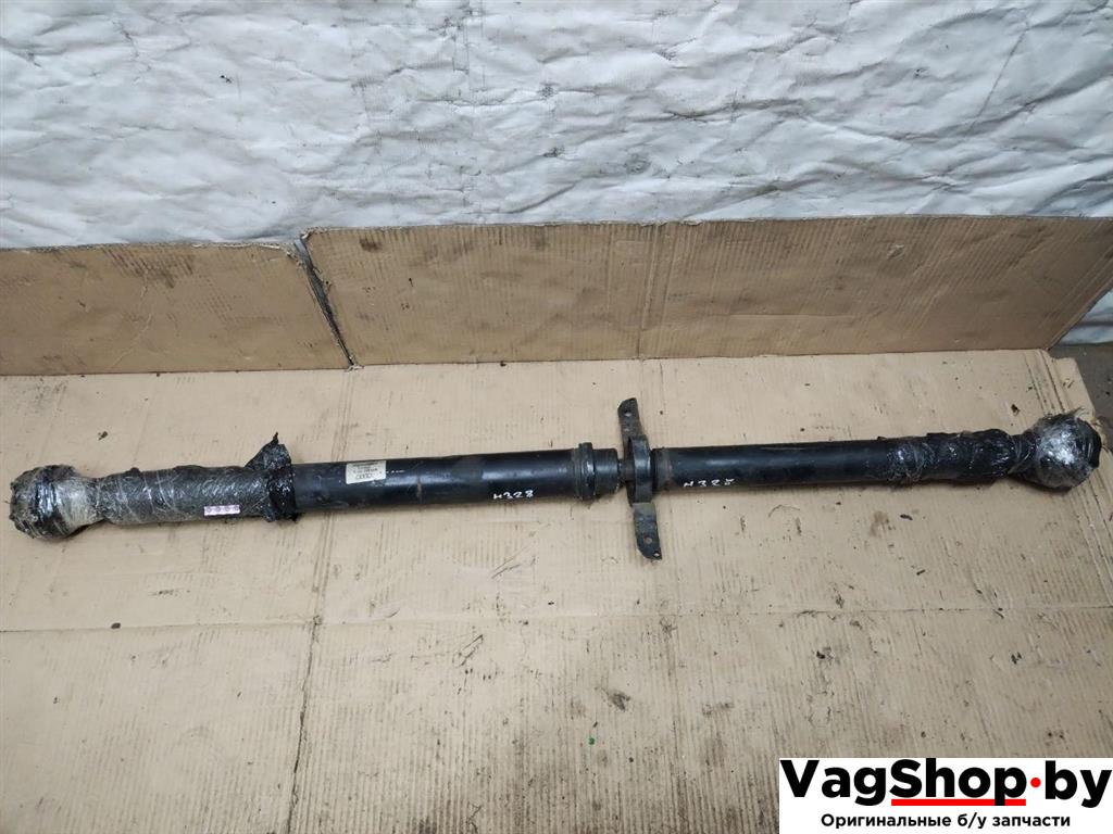 карданный вал Audi Q5 8R 2009, 2.0 л., TFSI, CDN, бензин, АКПП, черный, внедорожник 5 дв., полный привод, 8R0521101B - фото №1