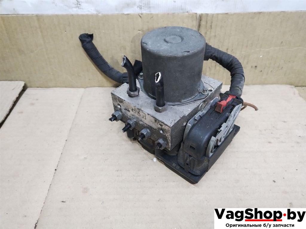 блок ABS Audi Q5 8R 2009, 2.0 л., TFSI, CDN, бензин, АКПП, черный, внедорожник 5 дв., полный привод, 8R0907379B, 8R0614517H - фото №1