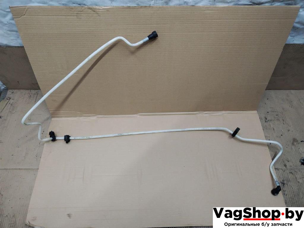 Трубка вентиляции топливного бака Audi Q5 8R 2009, 2.0 л., TFSI, CDN, бензин, АКПП, черный, внедорожник 5 дв., полный привод, 8R0201991F - фото №1