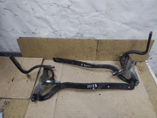 петля крышки багажника Volkswagen Touareg 1 поколение [рестайлинг] 2008, 2.5 л., TDi, BPE, дизель, АКПП, серый, внедорожник 5 дв., полный привод, 7L6827302C, 7L6827301E