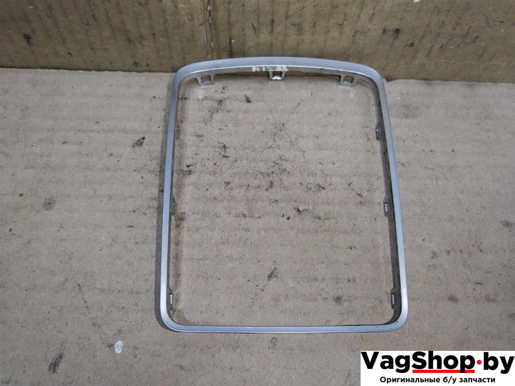 Декоративная накладка центральной консоли Audi Q5 8R 2009, 2.0 л., TFSI, CDN, бензин, АКПП, черный, внедорожник 5 дв., полный привод, 8K0864260 - фото №1