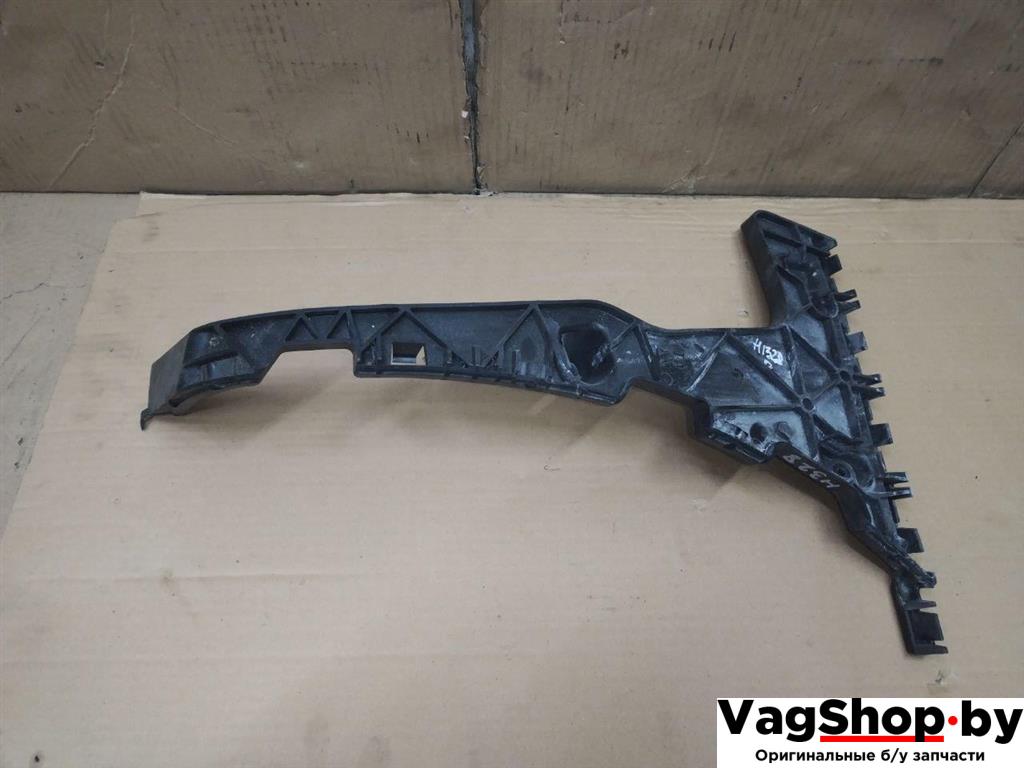 Крепление бампера заднего Audi Q5 8R 2009, 2.0 л., TFSI, CDN, бензин, АКПП, черный, внедорожник 5 дв., полный привод, 8R0807454C - фото №1