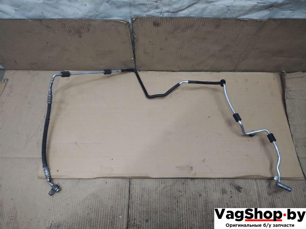 трубка кондиционера Audi Q5 8R 2009, 2.0 л., TFSI, CDN, бензин, АКПП, черный, внедорожник 5 дв., полный привод, 8R0260710D - фото №1